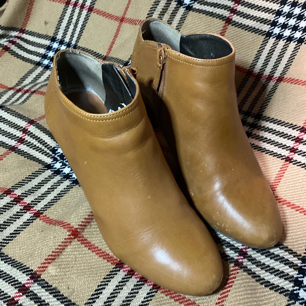 Banana Republic Stella Butterscotch Boots